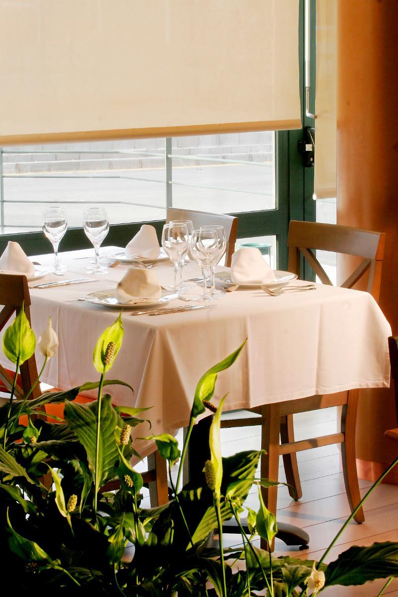 Posadas De Espana Pinto Restaurant foto